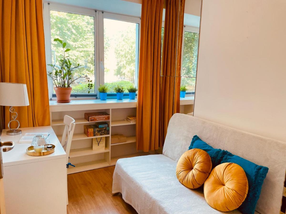 Luxury 4-Bedroom Apartment In Centre - Self-Check In & Fast Wifi 바르샤바 외부 사진