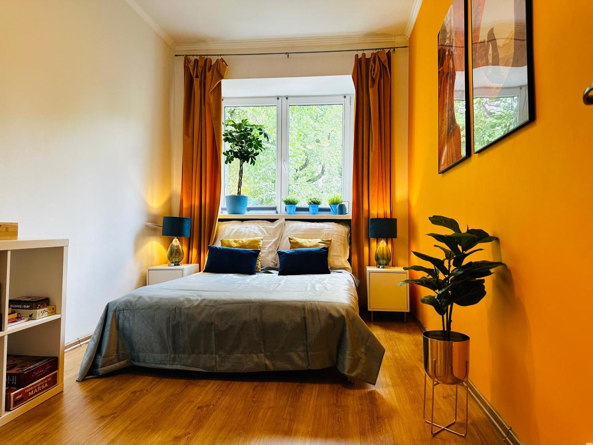 Luxury 4-Bedroom Apartment In Centre - Self-Check In & Fast Wifi 바르샤바 외부 사진